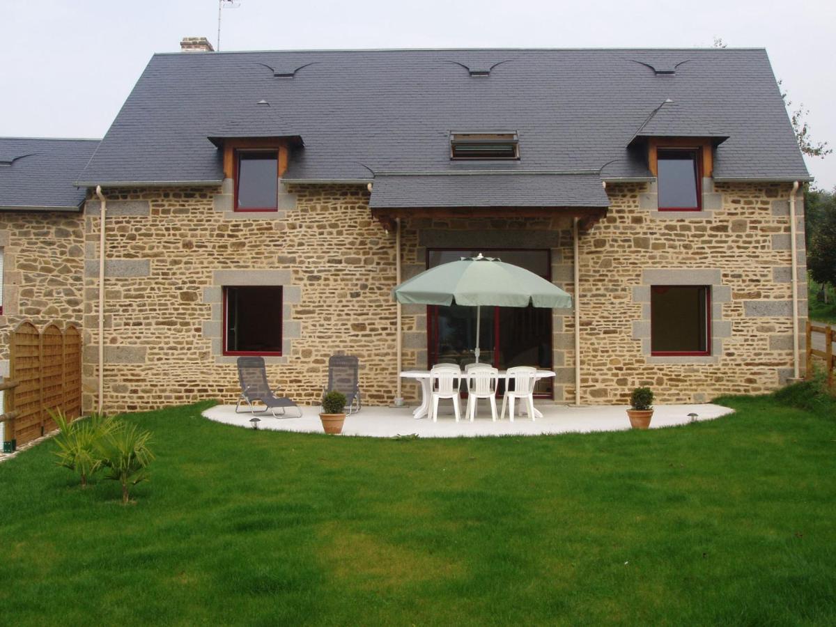 Modern Cottage In Normandy With Large Garden Isigny-le-Buat Exterior foto